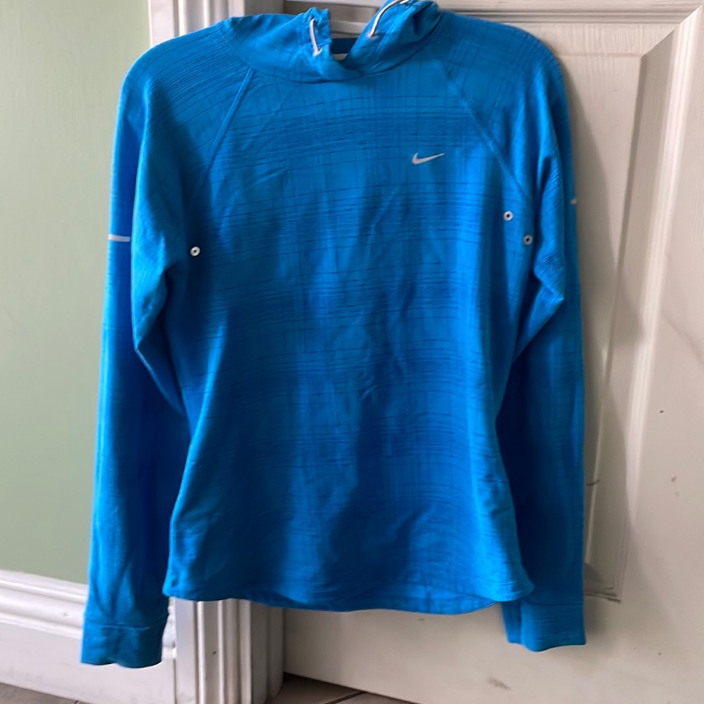 The color are bright and it’s Dri-Fit